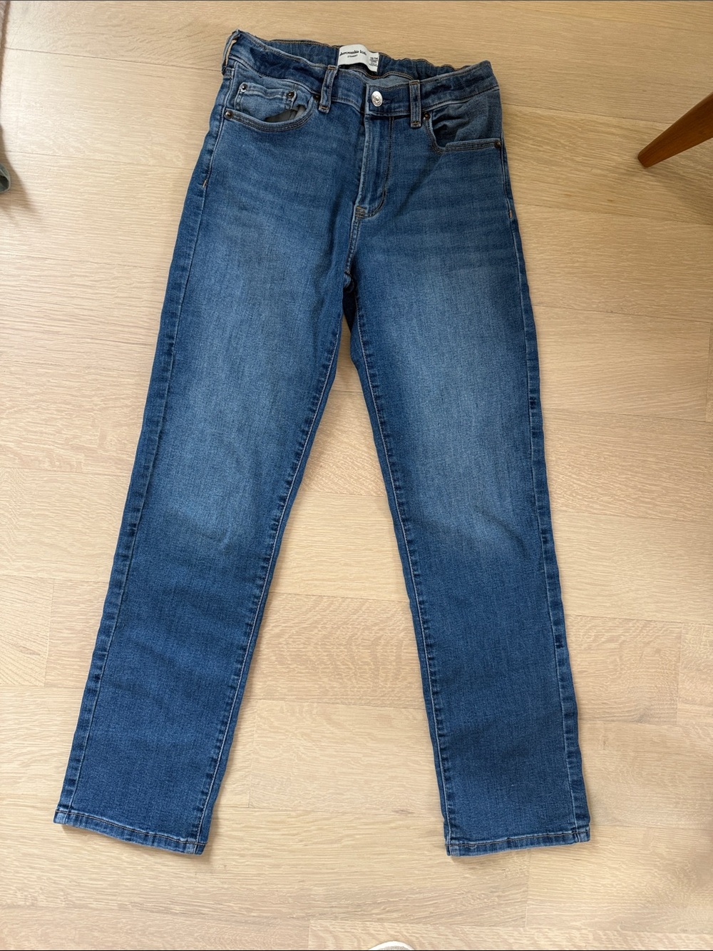 abercrombie kids 13/14 Long Dark Blue Straight Jeans